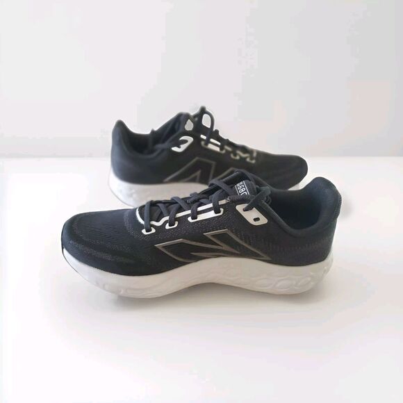 New Balance Fresh Foam 680 v8 Women 8.5 Wide Running Shoe Black Silver - Picture 4 of 16